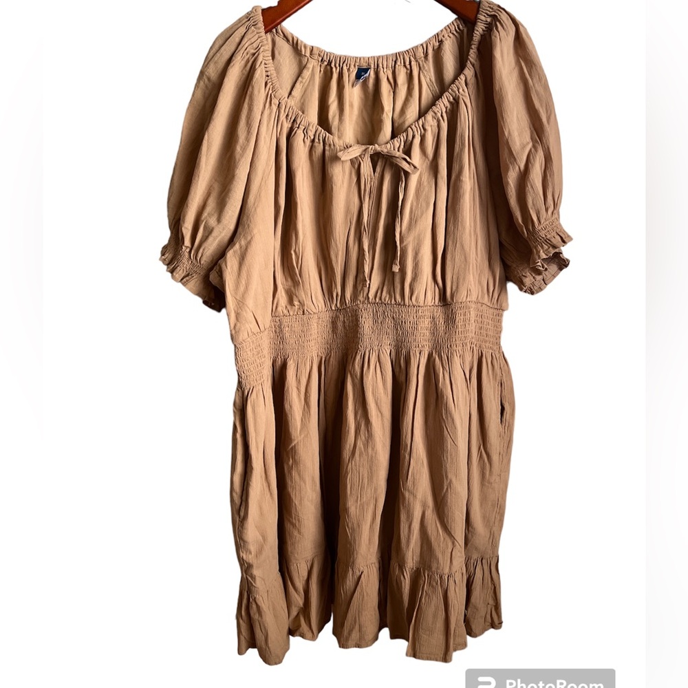 Old Navy off the shoulders Puff Sleeves Elastic waist  Beige dress Size 3X